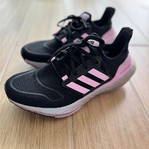 Black-pink size US 8
